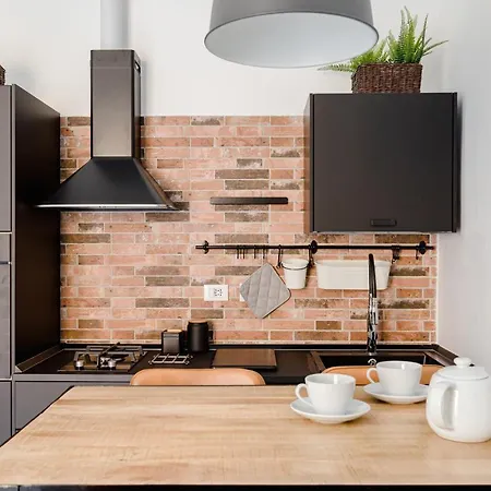 Chromaticpigneto Apartment, 4 Persone, Wi-fi, Metro C E Tram Per Il Centro Rzym