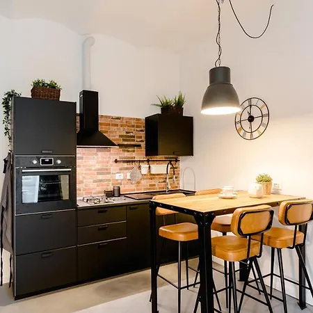 Apartament Chromaticpigneto Apartment, 4 Persone, Wi-fi, Metro C E Tram Per Il Centro *